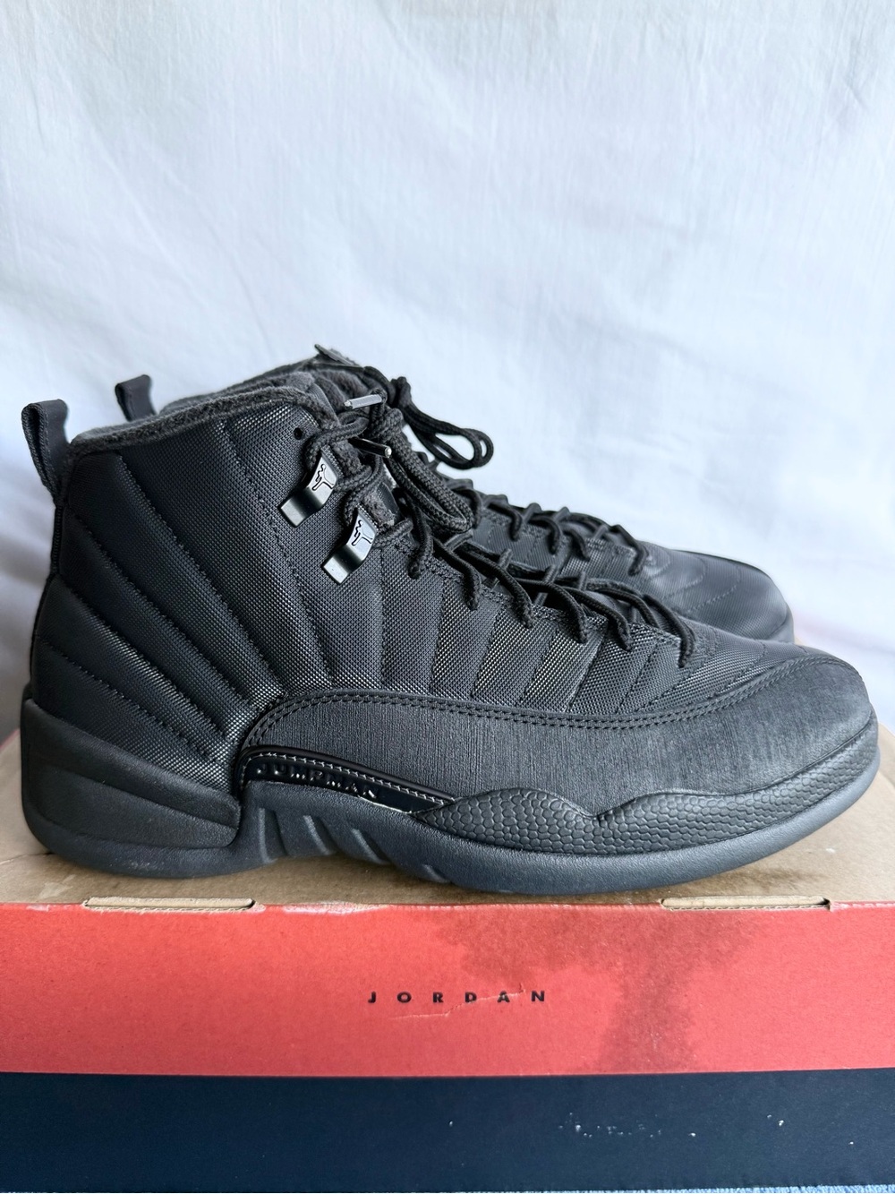 AUTHENTIC Jordan 12 Retro Winter Black size 9 BQ6851-001 2018 PRE-OWNED